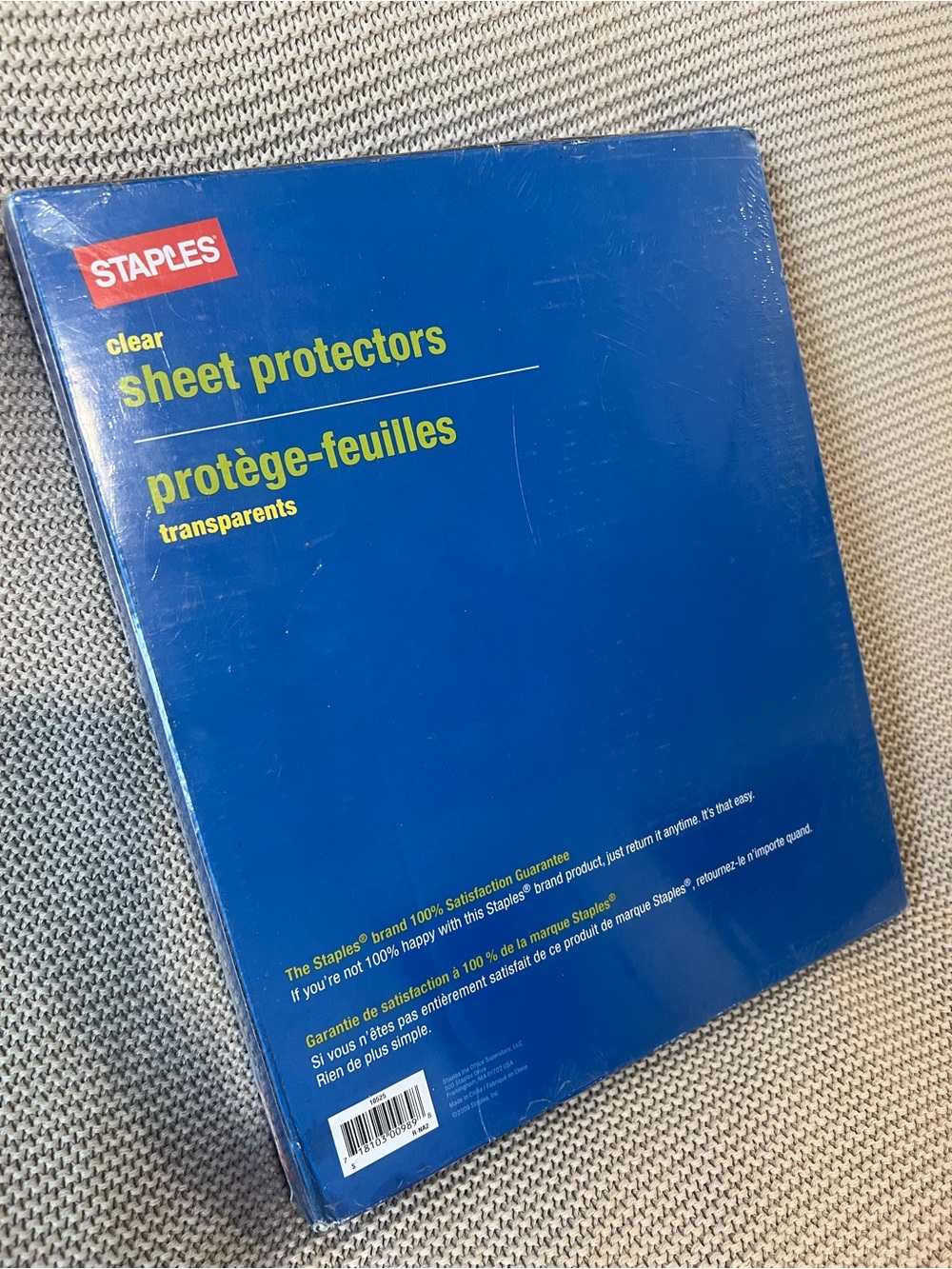 Staples Clear Sheet Protectors – 200 Pack – NEW Sealed
